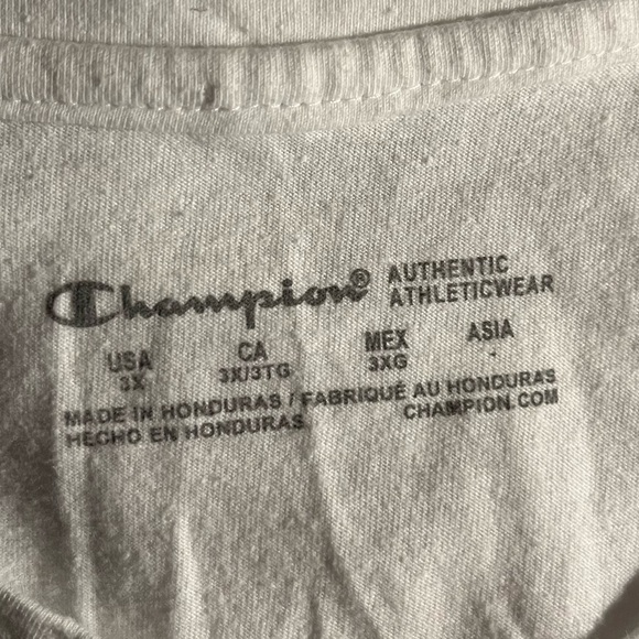 Champion Women’s Graphic Short Sleeve Plus Size V neck Tee - Picture 3 of 4